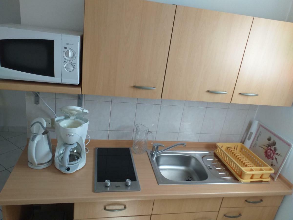 Apartments Vila Ana Vir Kültér fotó